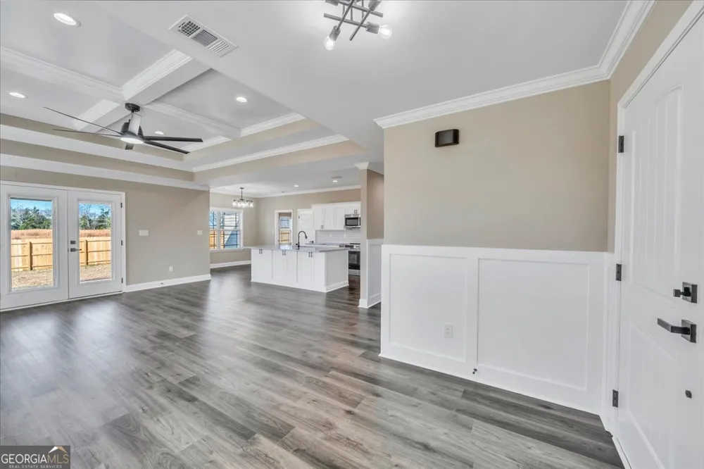 138 Early DR Byron, GA 31008