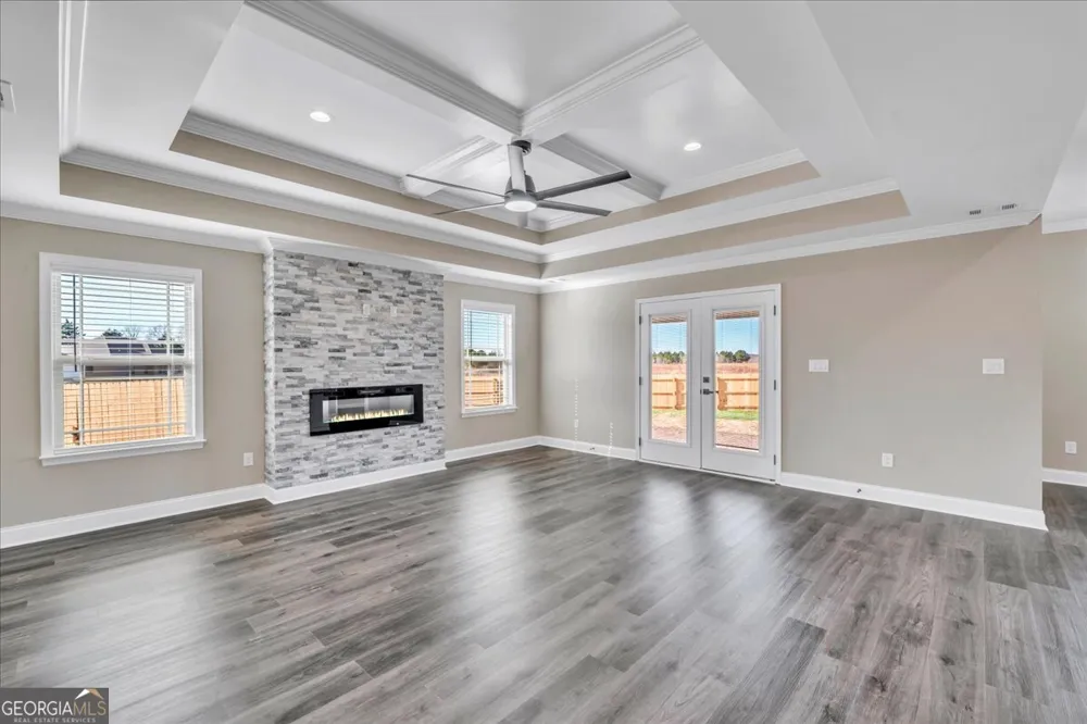 138 Early DR Byron, GA 31008