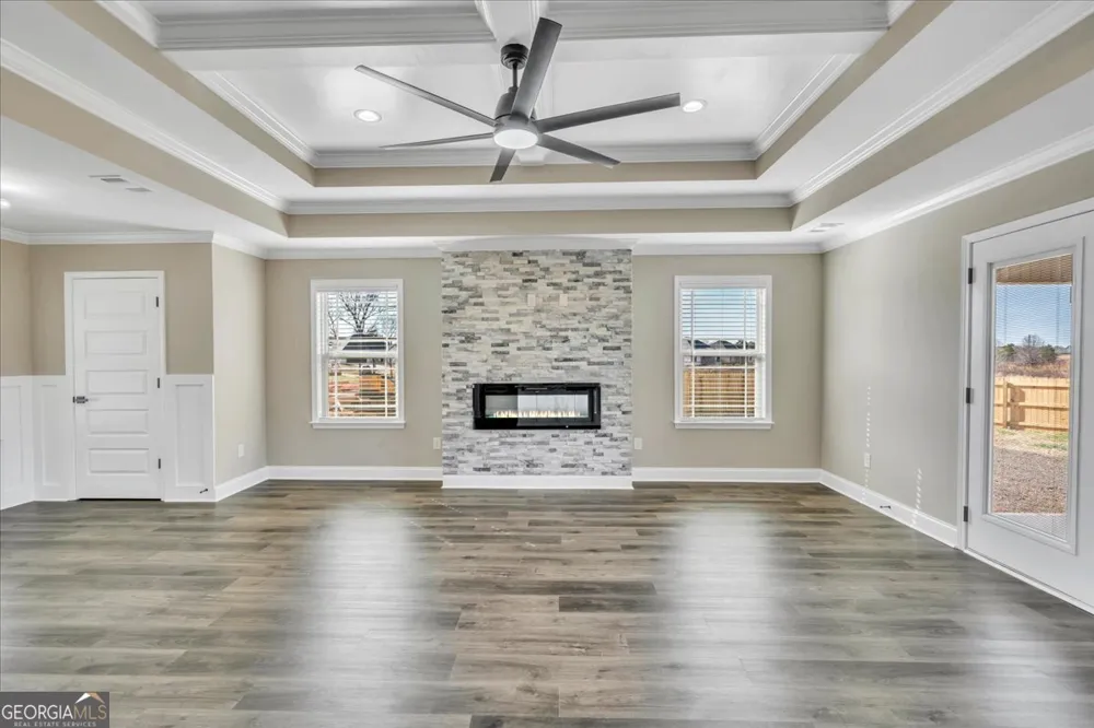 138 Early DR Byron, GA 31008