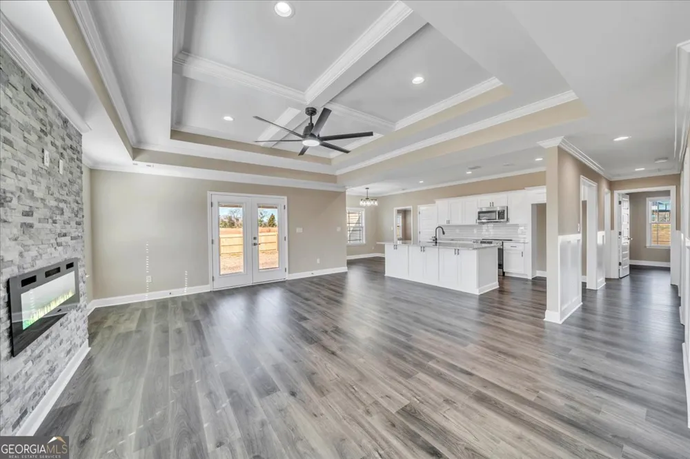 138 Early DR Byron, GA 31008