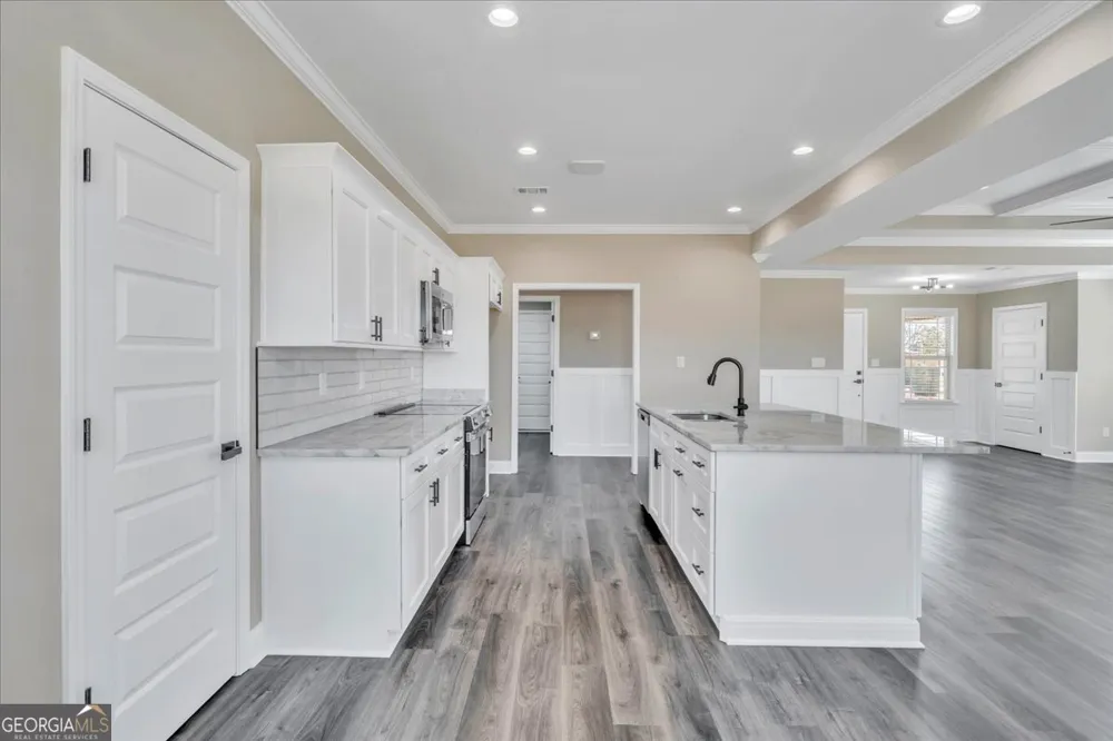 138 Early DR Byron, GA 31008