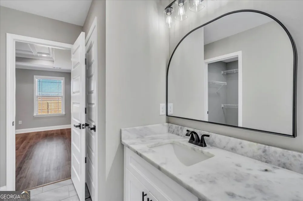 138 Early DR Byron, GA 31008