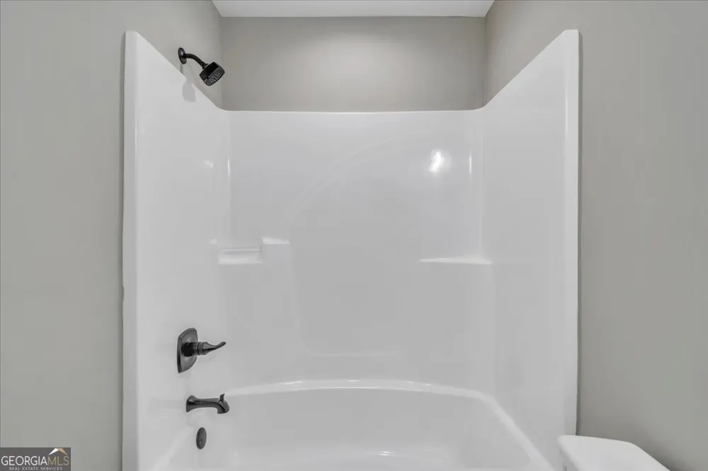 138 Early DR Byron, GA 31008