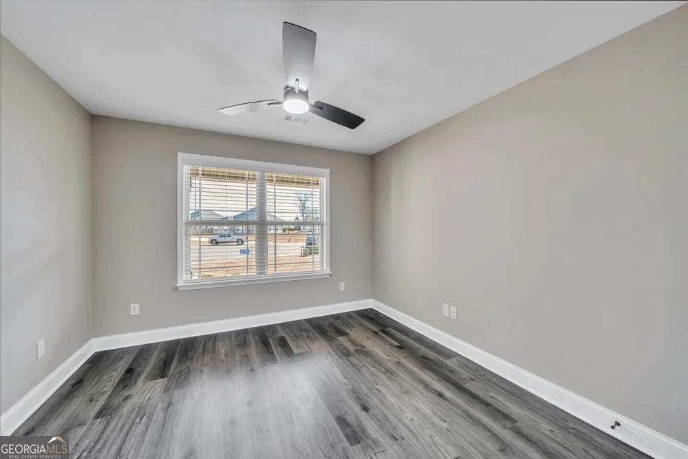 138 Early DR Byron, GA 31008