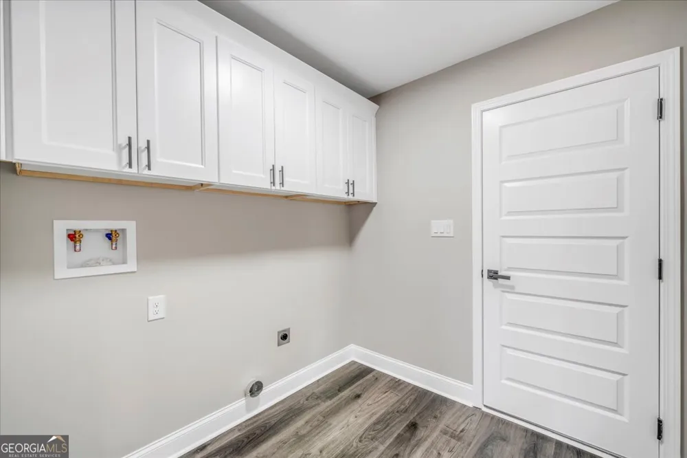 138 Early DR Byron, GA 31008