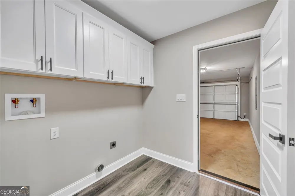138 Early DR Byron, GA 31008