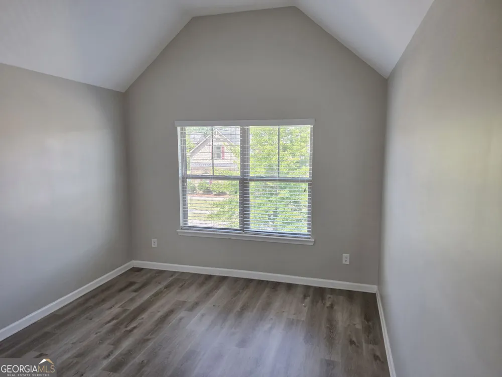 3639 Lake End DR Loganville, GA 30052