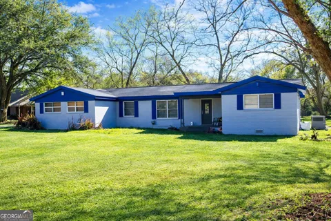 3108 Leggett DR