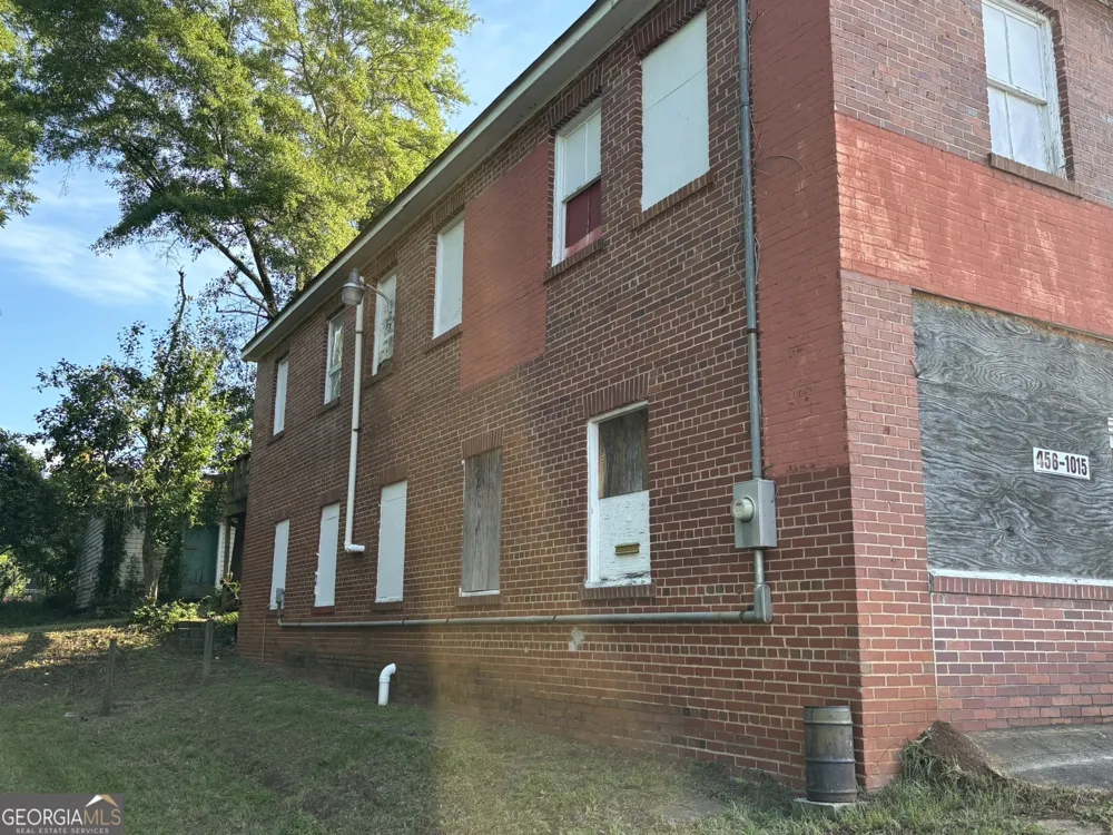 111 West Franklin Milledgeville, GA 31061