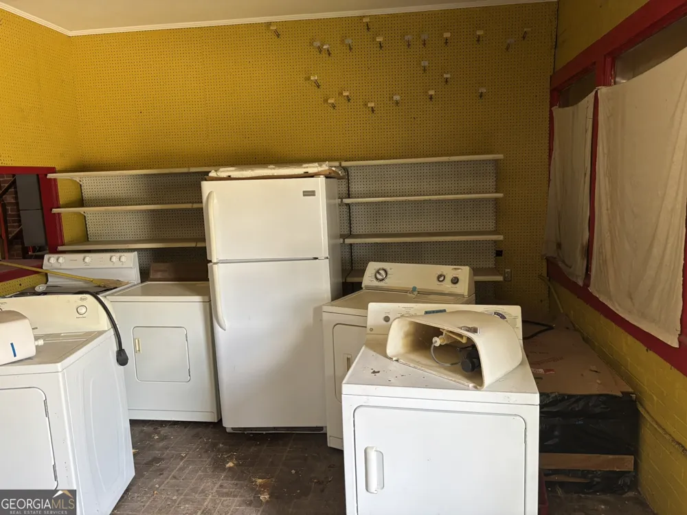 111 West Franklin Milledgeville, GA 31061