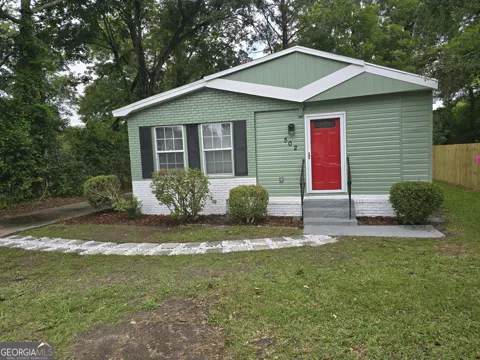 502 Fair ST