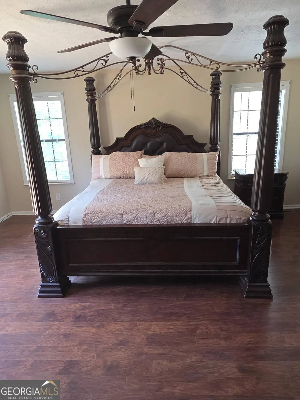185 Veal ST Swainsboro, GA 30401