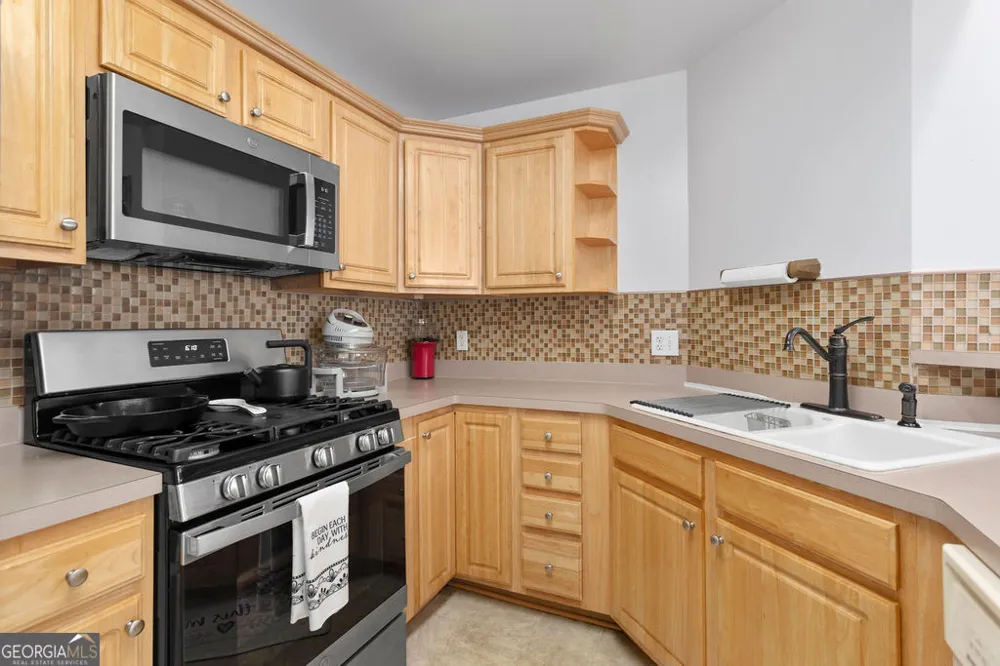 1395 Orchard Park DR Stone Mountain, GA 30083