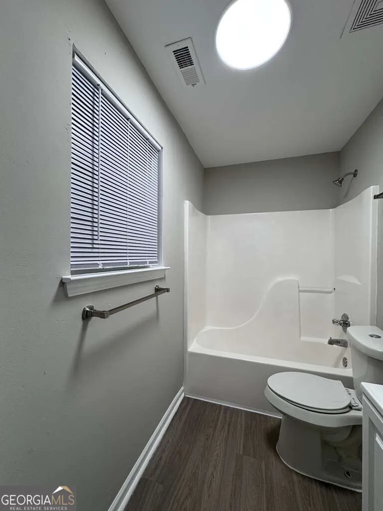 400 Stonehaven CIR Cartersville, GA 30121