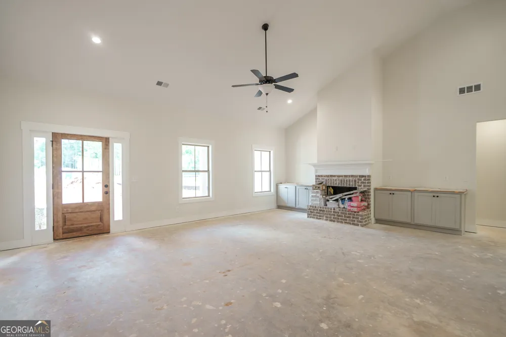347 Woodfin WAY Social Circle, GA 30025