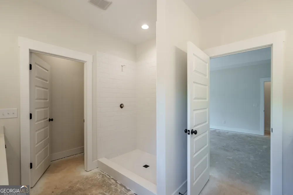 347 Woodfin WAY Social Circle, GA 30025