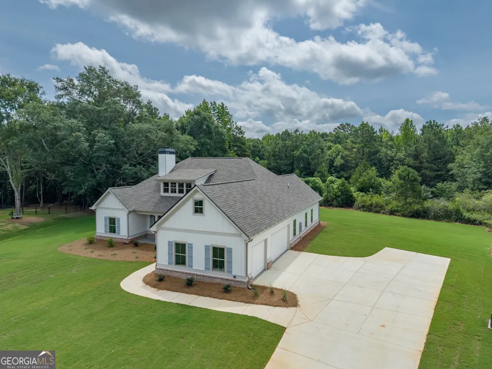 347 Woodfin WAY Social Circle, GA 30025