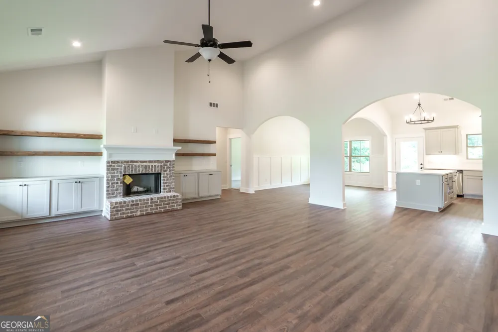 347 Woodfin WAY Social Circle, GA 30025