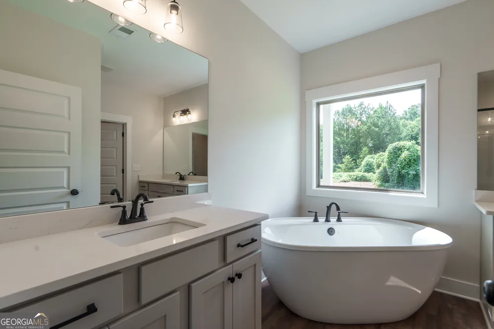 347 Woodfin WAY Social Circle, GA 30025