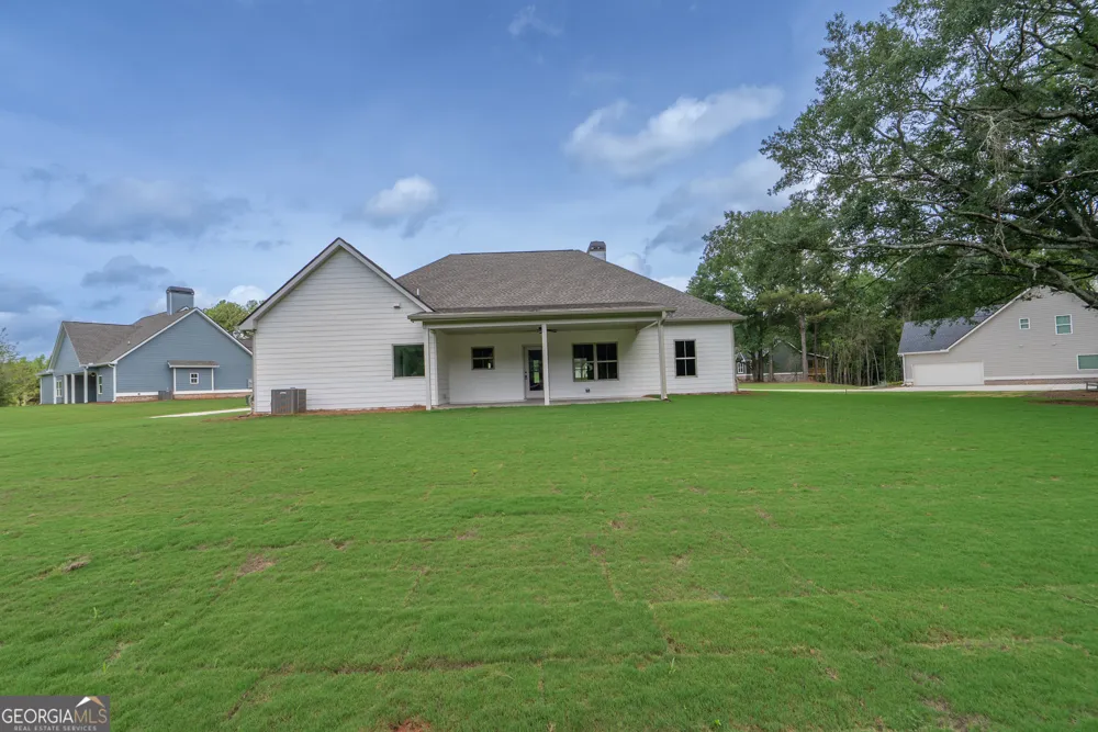 347 Woodfin WAY Social Circle, GA 30025