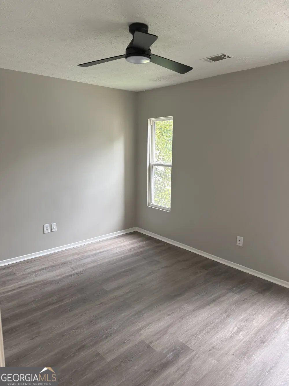 1297 Old Countryside CIR Stone Mountain, GA 30083