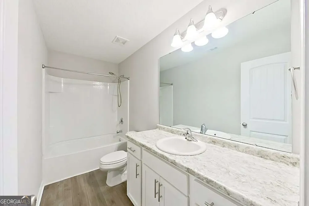 309 Sapwood WAY Hinesville, GA 31313