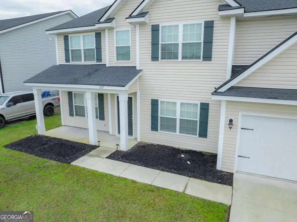 309 Sapwood WAY Hinesville, GA 31313