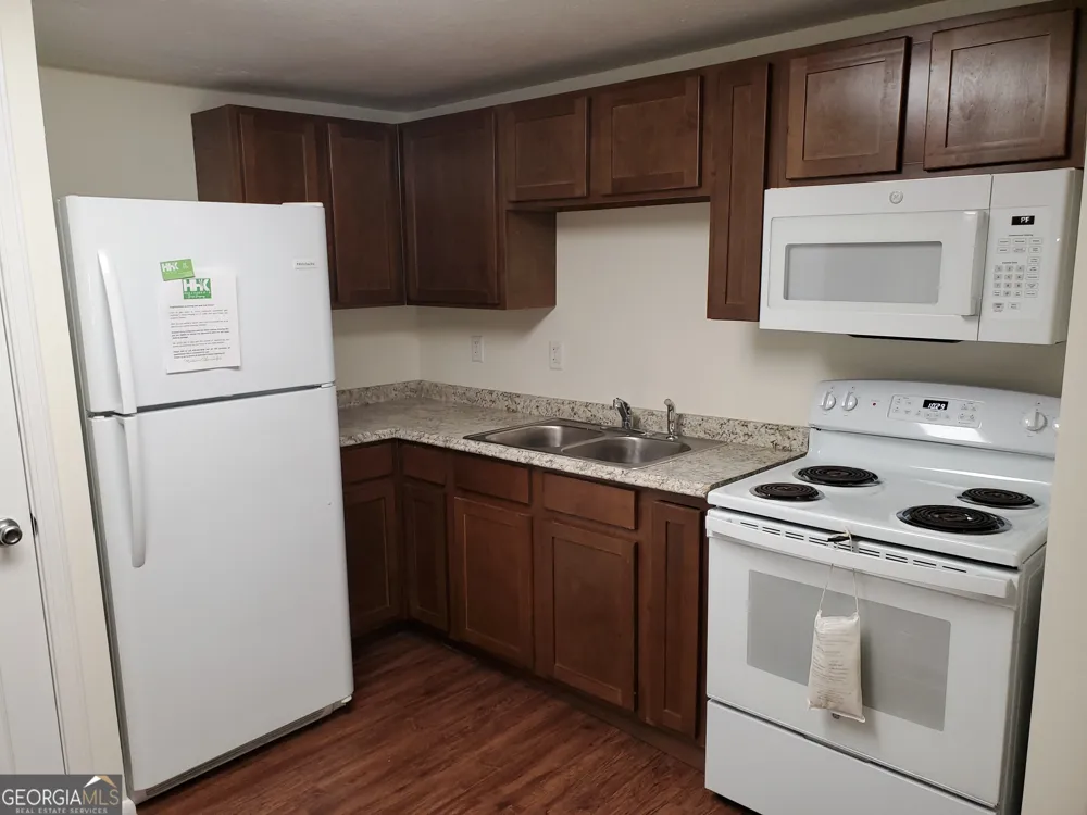 312 Crescent DR Dublin, GA 31021