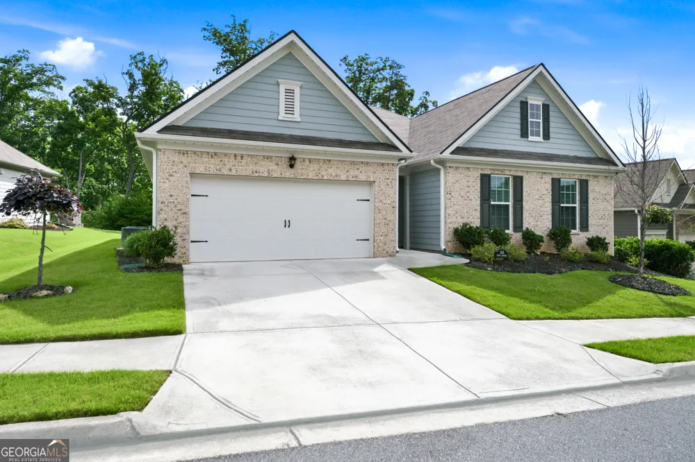 365 Cherokee DR Waleska, GA 30183