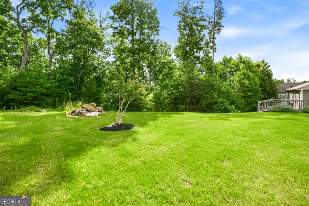 365 Cherokee DR Waleska, GA 30183