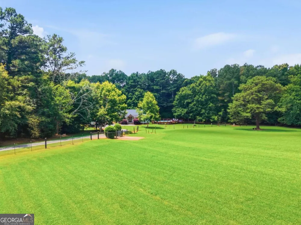 660 Mount Zion RD NE Resaca, GA 30735