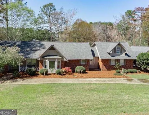225 Meadowlark LN