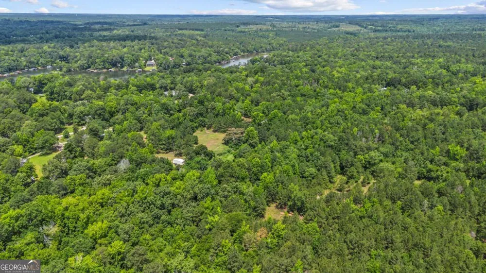 195 Cold Branch RD Eatonton, GA 31024