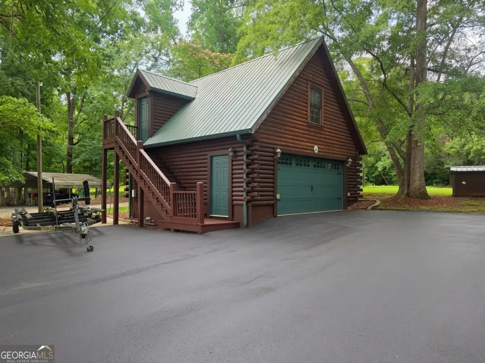 172 Montego Bay RD NW Milledgeville, GA 31061