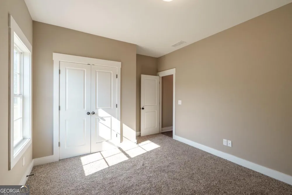218 Woodfin WAY Social Circle, GA 30025