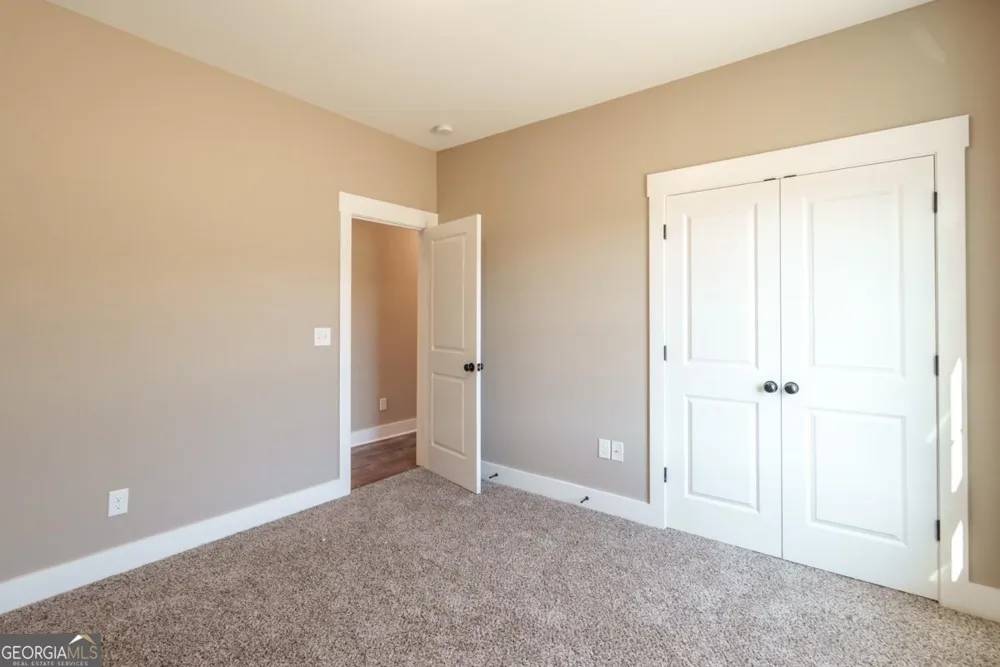 218 Woodfin WAY Social Circle, GA 30025