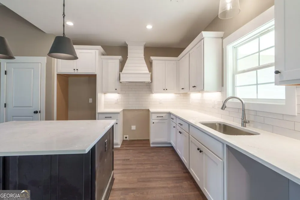 218 Woodfin WAY Social Circle, GA 30025