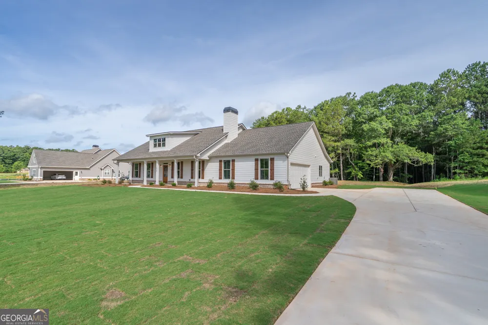 218 Woodfin WAY Social Circle, GA 30025