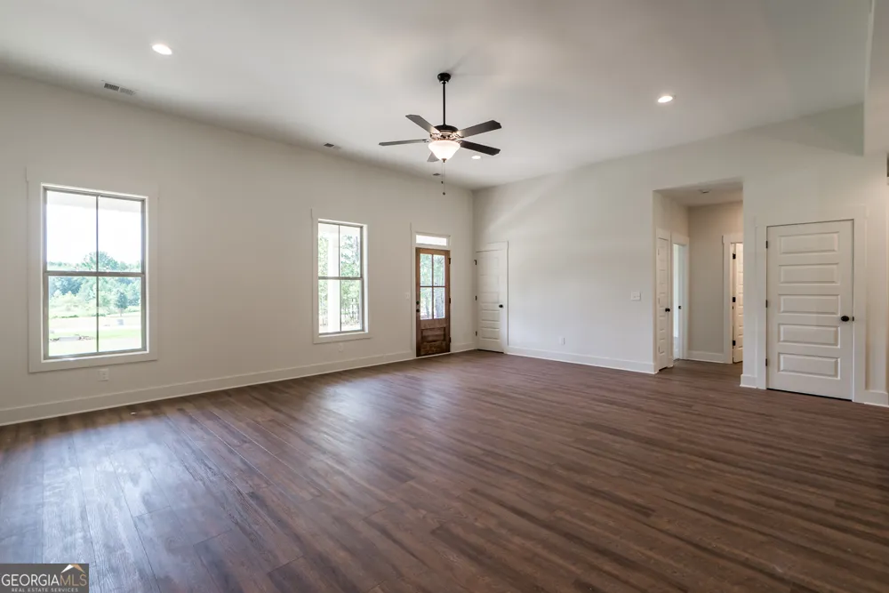 218 Woodfin WAY Social Circle, GA 30025