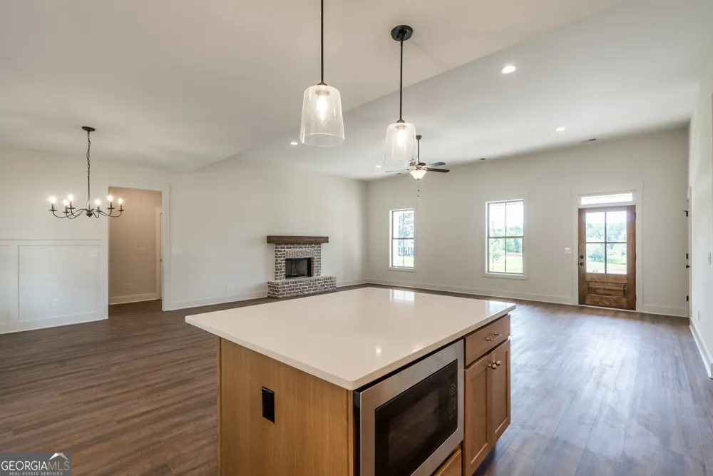 218 Woodfin WAY Social Circle, GA 30025