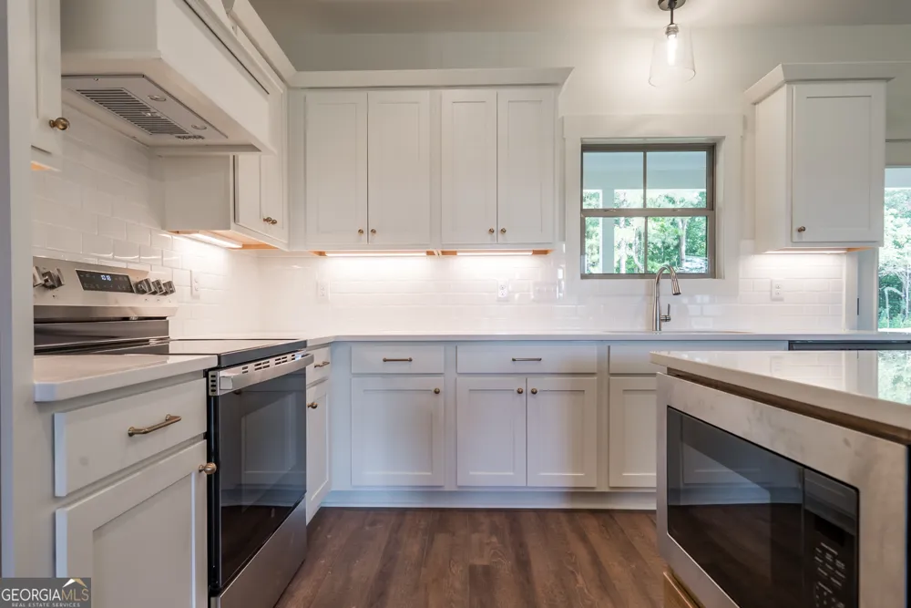 218 Woodfin WAY Social Circle, GA 30025