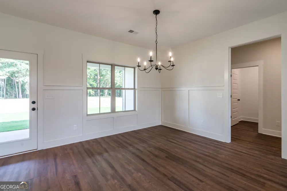 218 Woodfin WAY Social Circle, GA 30025