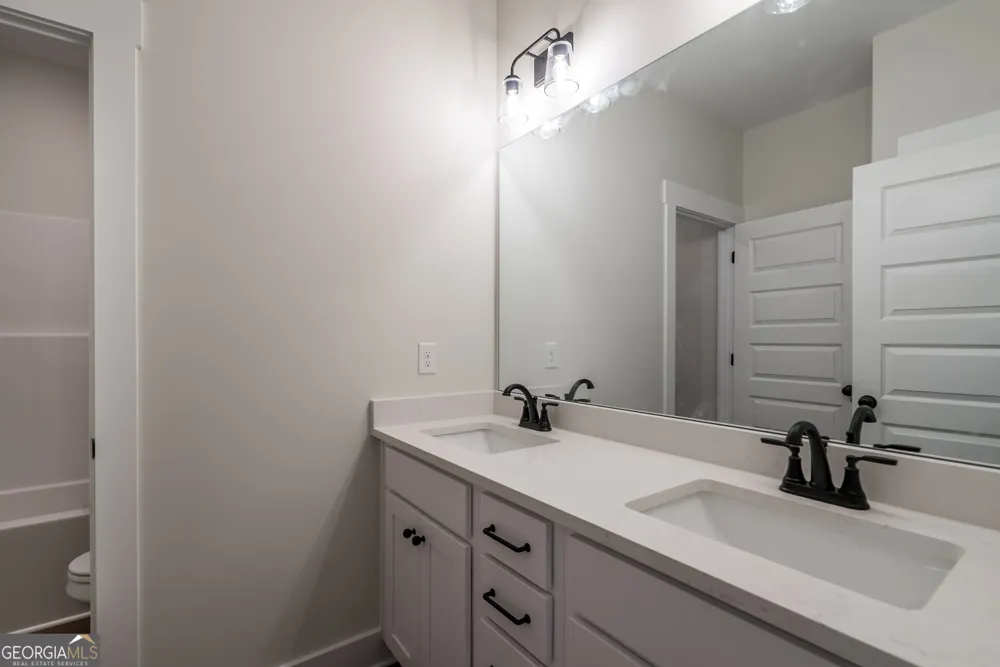 218 Woodfin WAY Social Circle, GA 30025