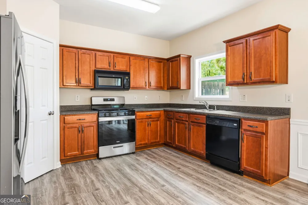 2079 Lakeshore Overlook DR NW Kennesaw, GA 30152
