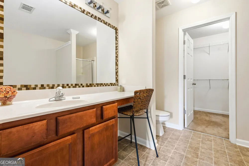 2079 Lakeshore Overlook DR NW Kennesaw, GA 30152