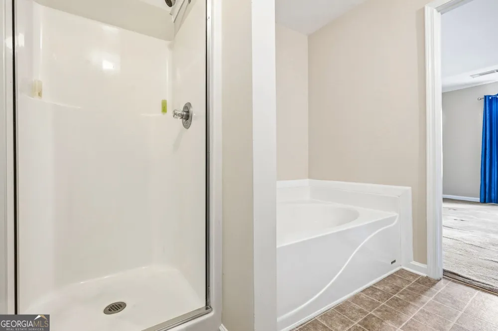 2079 Lakeshore Overlook DR NW Kennesaw, GA 30152