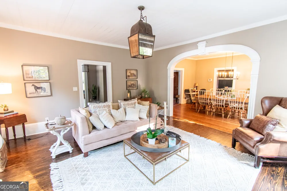 1651 Mergendollar RD Good Hope, GA 30641