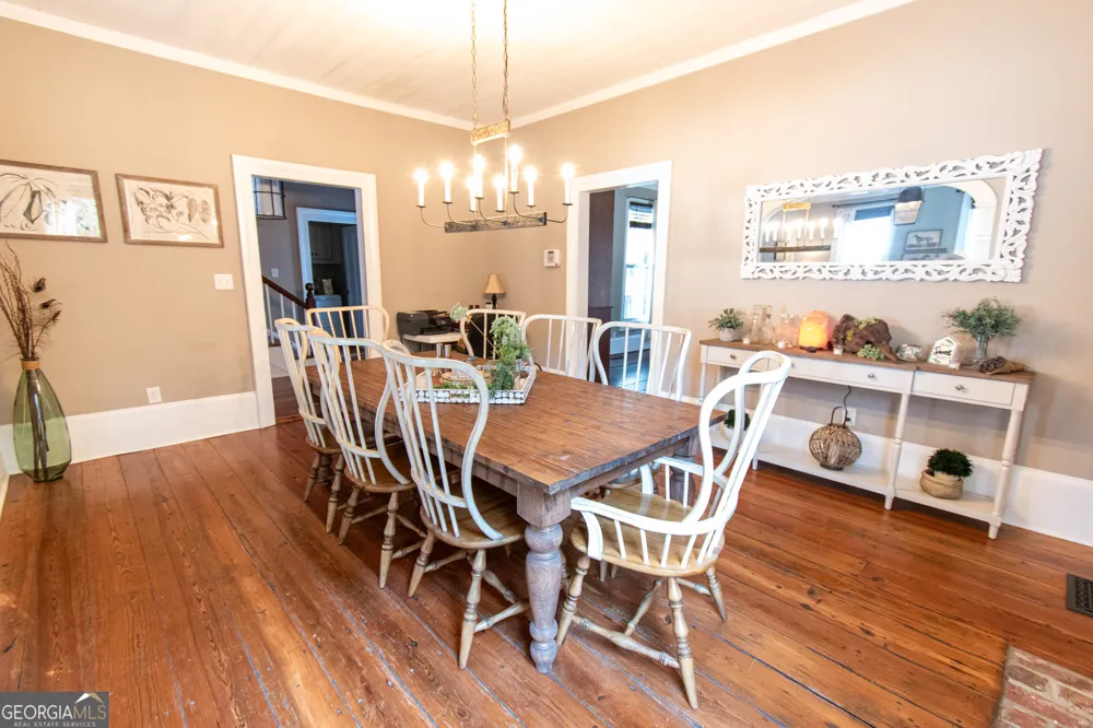 1651 Mergendollar RD Good Hope, GA 30641