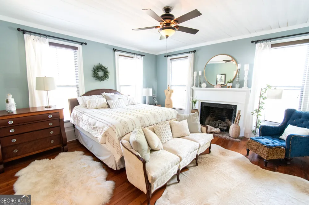 1651 Mergendollar RD Good Hope, GA 30641