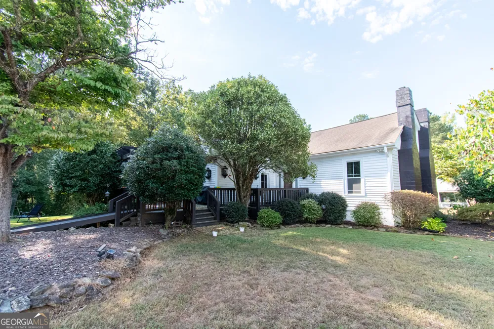 1651 Mergendollar RD Good Hope, GA 30641